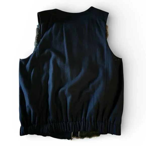 Elevenses Anthropologie Faux Fur and Navy Vest L - Picture 5 of 6